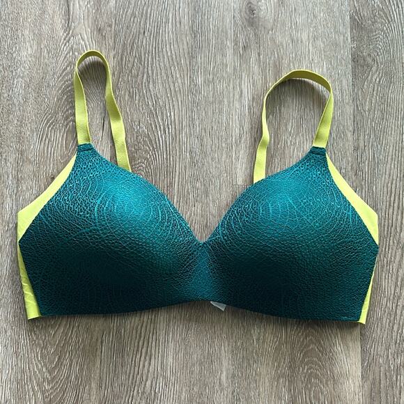 Knix Emerald Lace WingWoman Contour Bra Size 5 Wireless - Picture 1 of 4